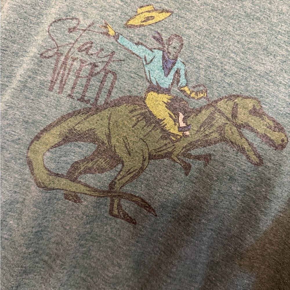 Stay Wild Graphic Tee in Green